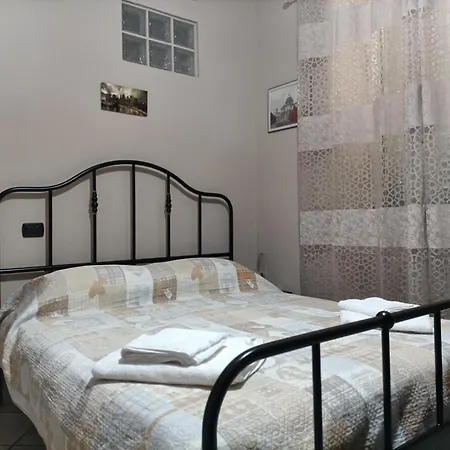 Marilyn House Caserta
