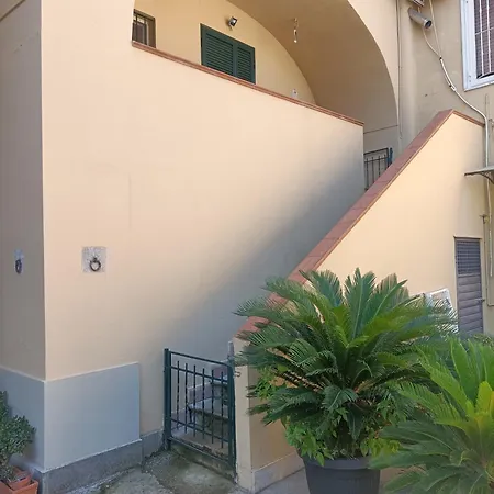 Marilyn House
